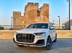 Audi Q7 (Weiß), 2020  zur Miete in Dubai 4