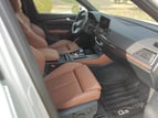Audi Q5 (Bianca), 2022 in affitto a Dubai 4