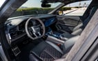 Audi RSQ8 (Weiß), 2021  zur Miete in Dubai 3