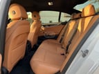 BMW 5 Series (Blanco), 2020 para alquiler en Dubai 5