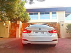 BMW 4 Series (Blanco), 2019 para alquiler en Dubai 2