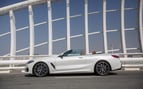 BMW 840i cabrio (Blanco), 2021 para alquiler en Dubai 1