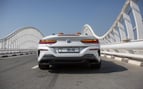 BMW 840i cabrio (Blanco), 2021 para alquiler en Dubai 2