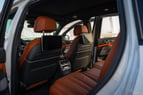 BMW X7 (Blanco), 2021 para alquiler en Dubai 4