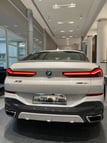 BMW X6 (Blanco), 2022 para alquiler en Dubai 5