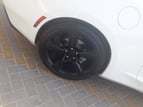 在迪拜 租 Chevrolet Camaro (白色), 2019 5