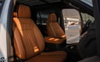 Chevrolet Tahoe (Blanco), 2021 para alquiler en Abu-Dhabi 4