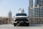 Chevrolet Tahoe (Белый), 2023 для аренды в Дубай 0