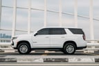 Chevrolet Tahoe (Blanco), 2023 para alquiler en Abu-Dhabi 0
