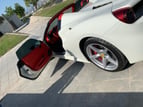 在迪拜 租 Ferrari 488 Cabrio (白色), 2019 1