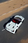 在迪拜 租 Ferrari 488 Spyder (白色), 2018 2