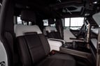 GMC Hummer EV (Weiß), 2022  zur Miete in Dubai 4
