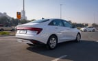 Hyundai Accent (Blanco), 2024 para alquiler en Abu-Dhabi 4