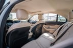 Mercedes C300 (Blanco), 2021 para alquiler en Dubai 6