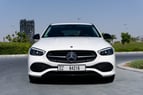 Mercedes C200 (Wit), 2022 te huur in Dubai