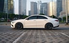 إيجار Mercedes CLA 250 (أبيض), 2024 في دبي 1