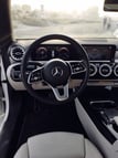 إيجار Mercedes CLA (أبيض), 2021 في الشارقة 4