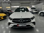 Mercedes GLC 200 SUV (Blanco), 2024 para alquiler en Ras Al Khaimah 0