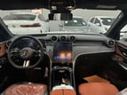 在哈伊马角租车 租 Mercedes GLC 200 SUV (白色), 2024 4