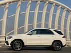 إيجار Mercedes GLE (أبيض), 2021 في دبي 2