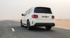 Nissan Patrol V8 with Nismo Bodykit (Blanco), 2018 para alquiler en Dubai 1