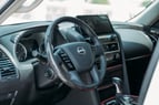 在哈伊马角租车 租 Nissan Patrol Platinum V6 (白色), 2023 4