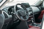 在哈伊马角租车 租 Nissan Patrol Platinum V6 (白色), 2023 6