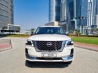 Nissan Patrol V8 Platinum (Blanco), 2022 para alquiler en Dubai 3