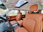 Nissan Patrol V8 Platinum (Blanco), 2022 para alquiler en Dubai 4