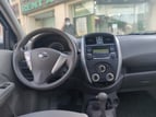在迪拜 租 Nissan Sunny (白色), 2019 2
