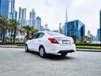 Nissan Sunny (Белый), 2023 для аренды в Дубай 3