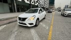 在迪拜 租 Nissan Sunny (白色), 2024 0
