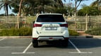 Nissan Xterra (Blanc), 2024 à louer à Abu Dhabi 2