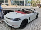 Porsche Boxster (Bianca), 2021 in affitto a Dubai