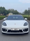 Porsche Panamera GTS (Белый), 2022 для аренды в Дубай 0