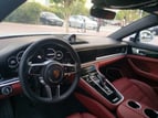 Porsche Panamera (Blanco), 2019 para alquiler en Dubai 2