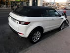 Range Rover Evoque (Blanco), 2018 para alquiler en Dubai 5