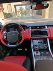 Range Rover Sport SVR (Weiß), 2019  zur Miete in Dubai 3