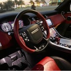 Range Rover Sport SVR Supercharged (Weiß), 2019  zur Miete in Dubai 3