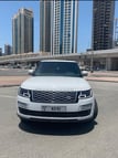 Range Rover Vogue Supercharged (Blanco), 2019 para alquiler en Dubai 3