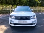 Range Rover Vogue (Blanc), 2016 à louer à Dubai 0