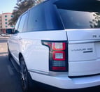 Range Rover Vogue (Белый), 2016 для аренды в Дубай 3