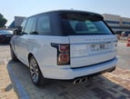 Range Rover Vogue (Blanc), 2020 à louer à Dubai 1