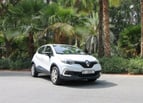 Renault Captur (Blanco), 2018 para alquiler en Dubai 2