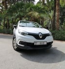 Renault Captur (Белый), 2018 для аренды в Дубай 3