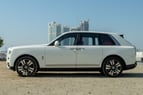 إيجار Rolls Royce Cullinan (أبيض), 2020 في دبي 0