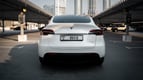 Tesla Model Y Long Range (Blanc), 2022 à louer à Abu Dhabi 2
