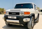 Toyota FJ Cruiser (Blanco), 2020 para alquiler en Dubai 2