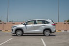 Toyota Innova (Blanco), 2024 para alquiler en Abu-Dhabi