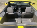 Chevrolet Camaro (Желтый), 2018 для аренды в Дубай 1